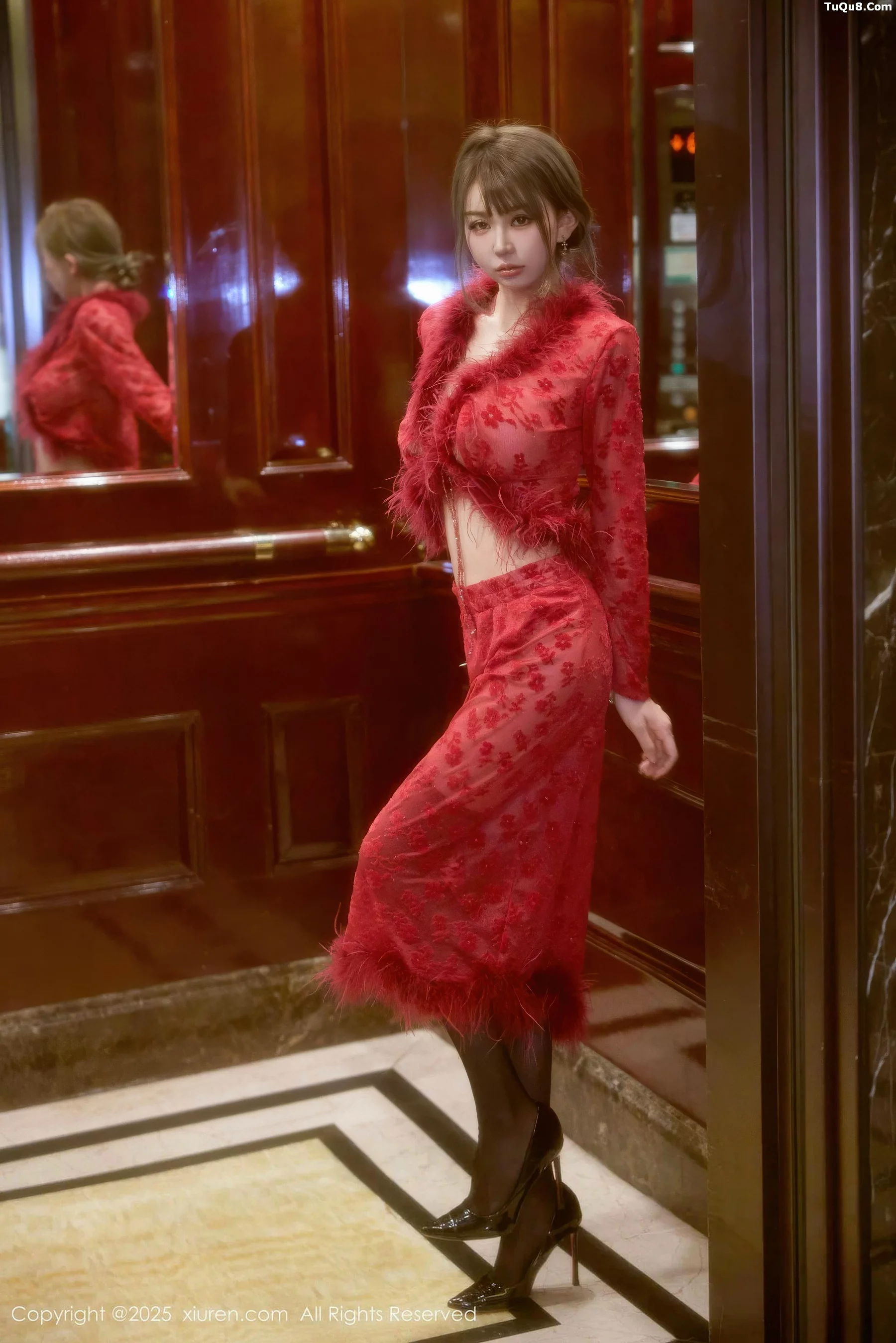 秀人集.com_[XiuRen秀人网]No.10848_模特Zoe柚柚性感红色复古服饰配超薄黑丝秀凹凸身材诱惑写真52P