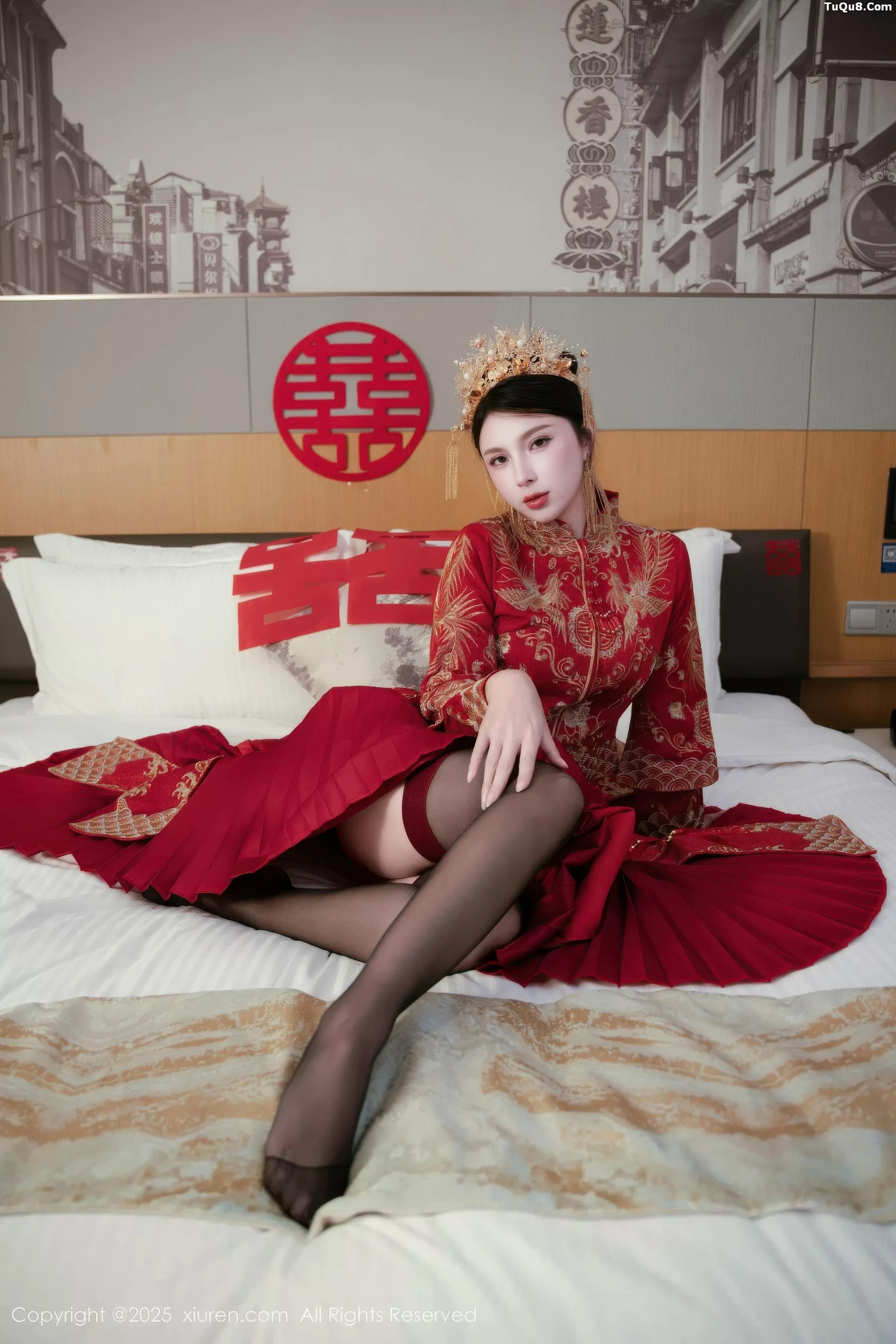 秀人集.com_[XiuRen秀人网]No.10865_模特小蛮妖Yummy性感红色新娘服配超薄黑丝秀完美身材诱惑写真66P