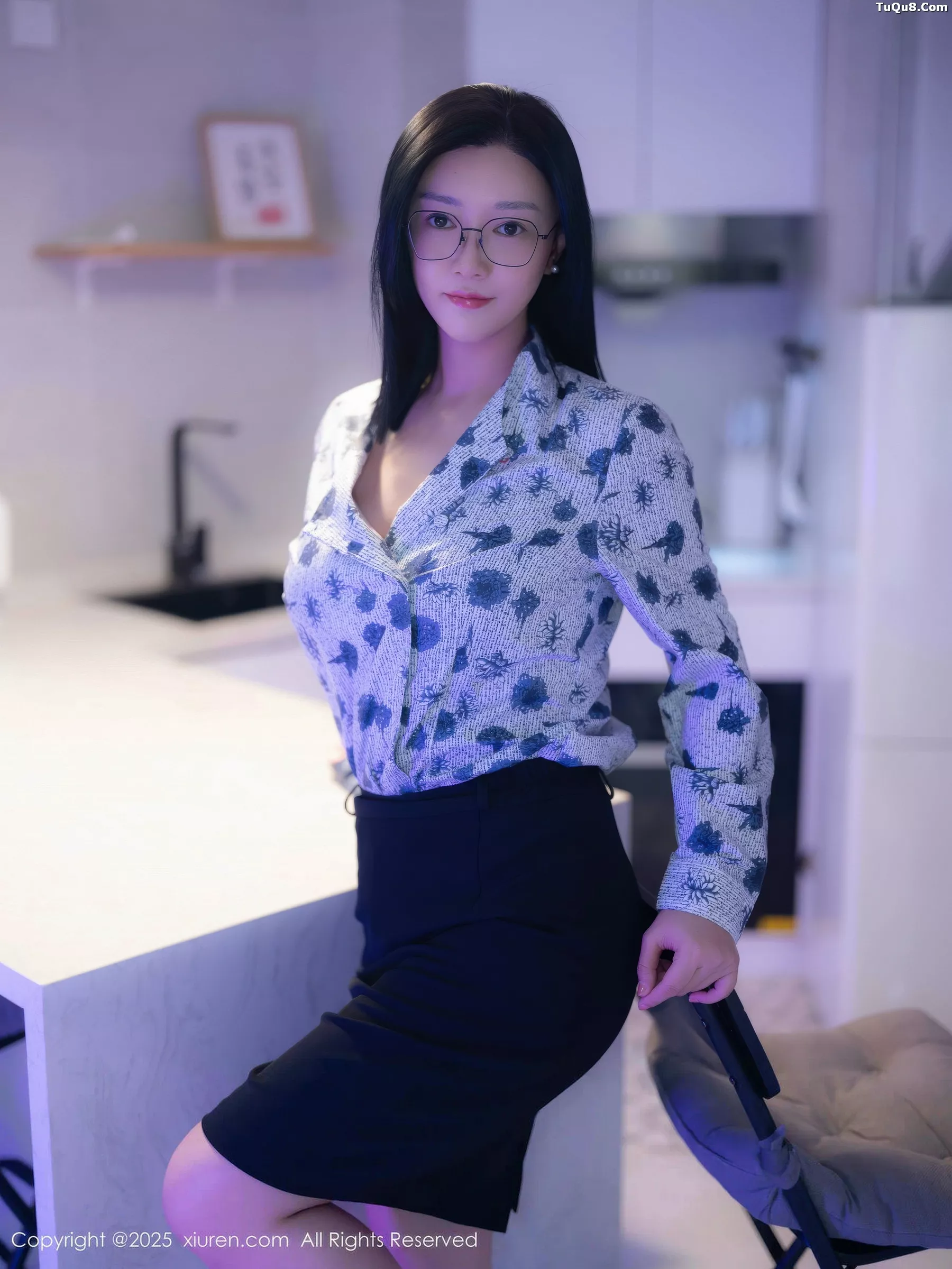 秀人集.com_[XiuRen秀人网]No.10866_模特雅茹老师性感深色OL服饰露肉色内衣秀柔美身姿诱惑写真61P