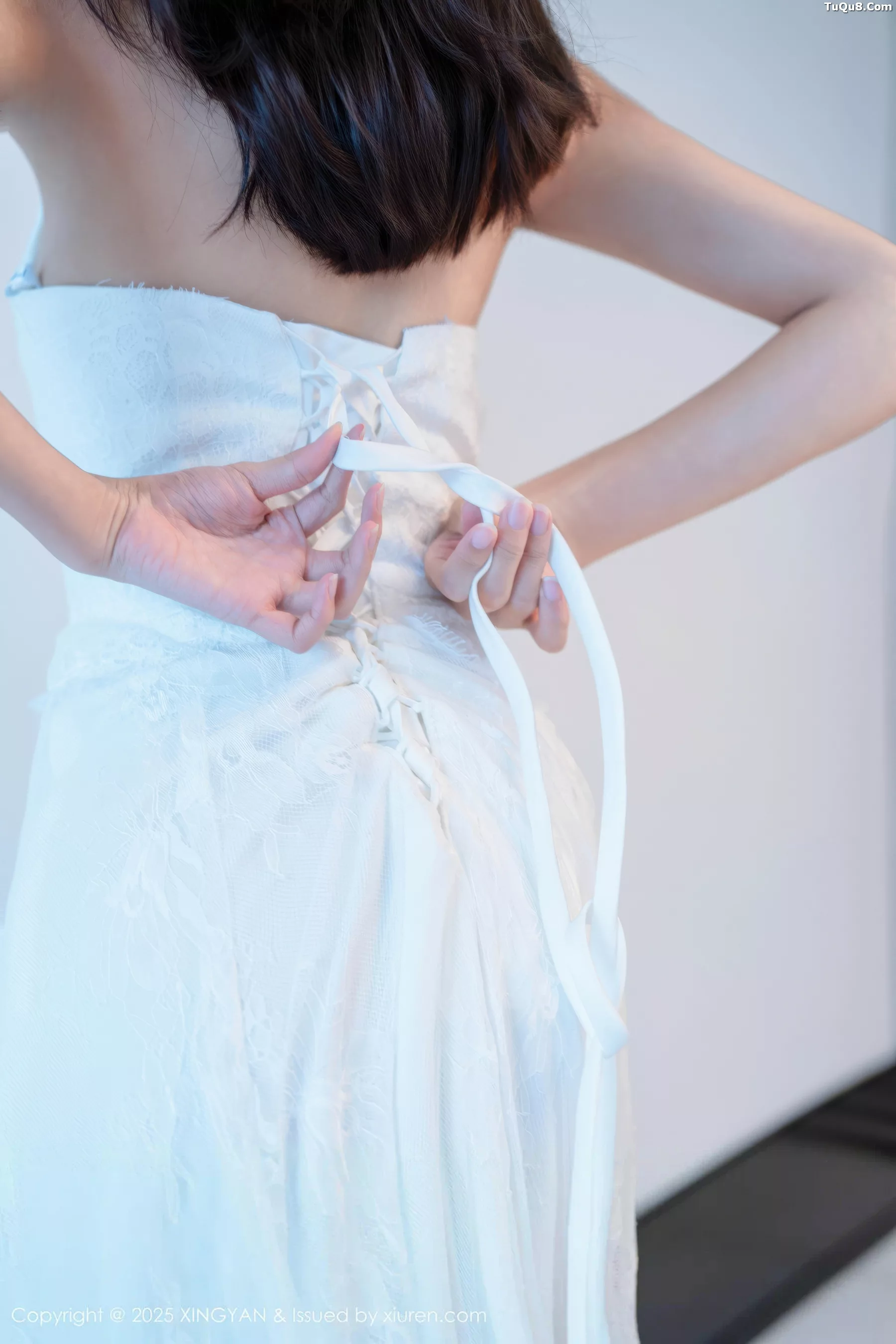 秀人集.com_[XINGYAN星颜社]VOL.419_模特时安安性感白色连衣裙配超薄白丝秀柔美身材迷人诱惑写真75P