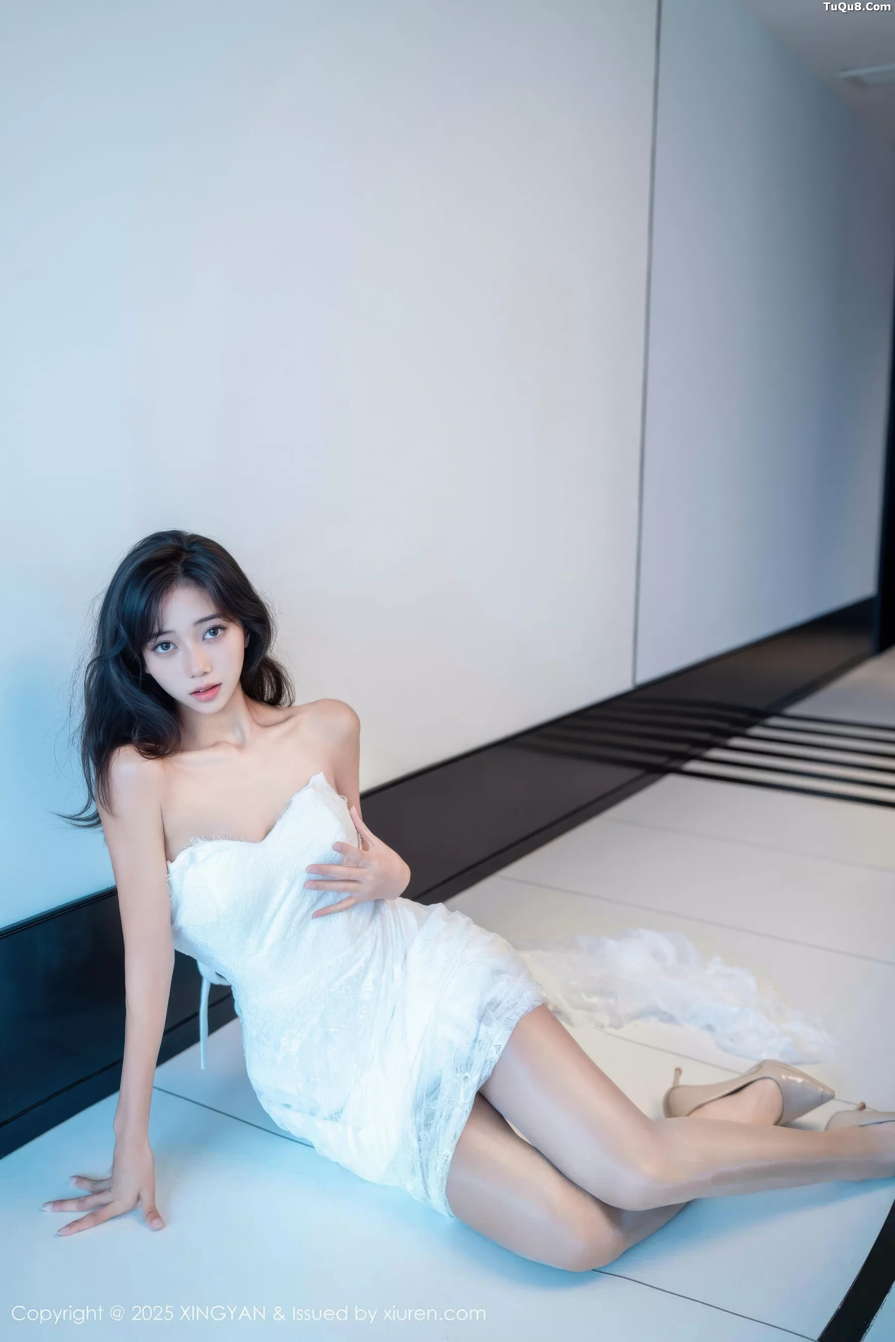 秀人集.com_[XINGYAN星颜社]VOL.419_模特时安安性感白色连衣裙配超薄白丝秀柔美身材迷人诱惑写真75P