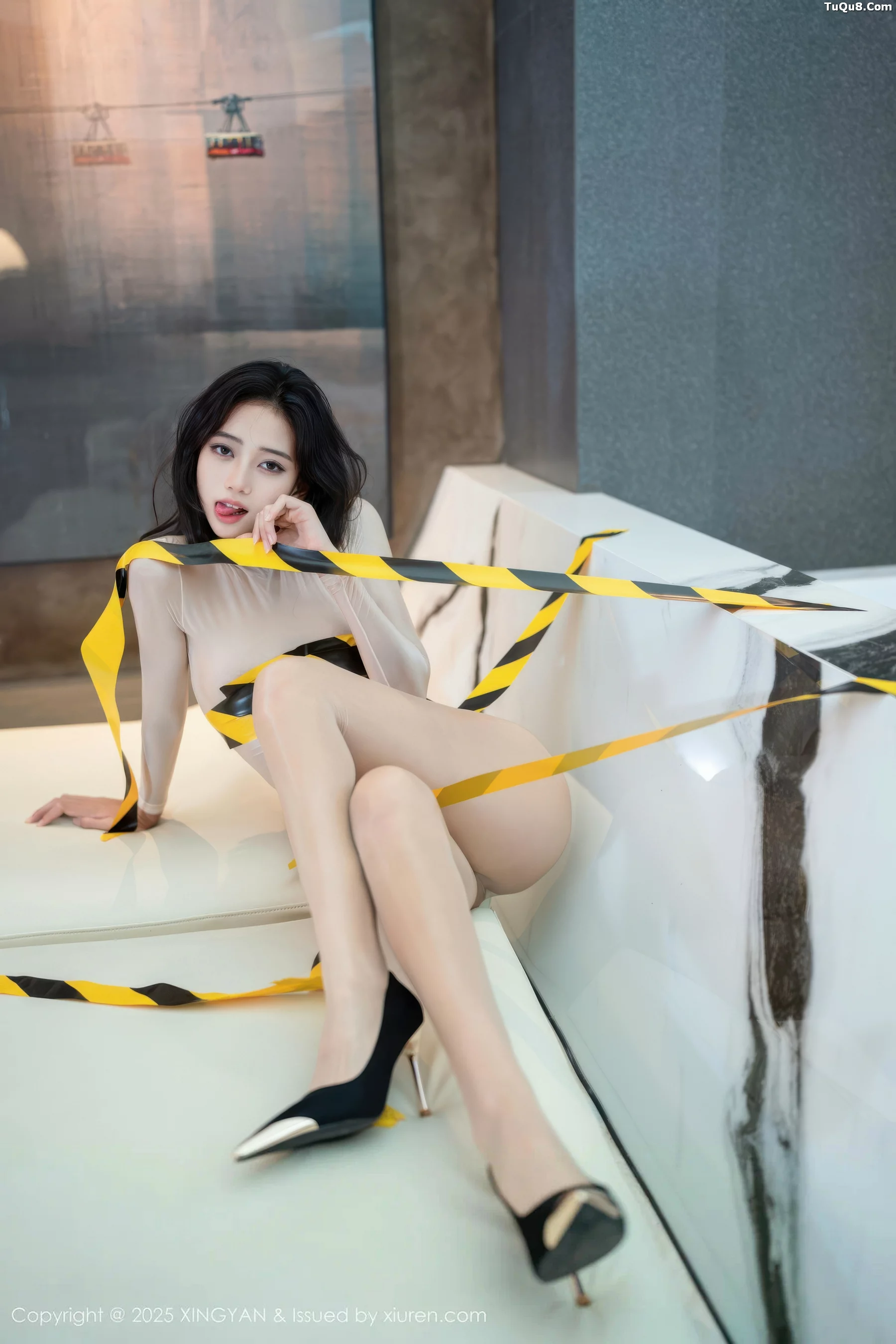 秀人集.com_[XINGYAN星颜社]VOL.421_模特时安安性感肉色连衣短裙配超薄肉丝秀柔美身姿诱惑写真71P