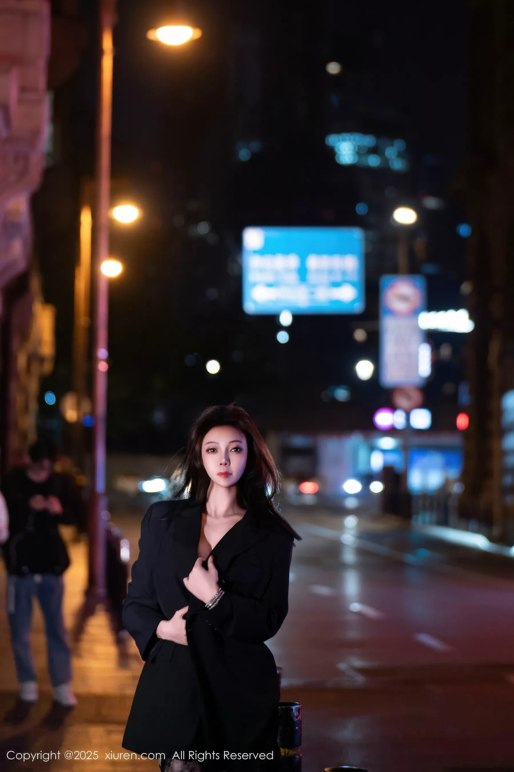 秀人集.com_[XiuRen秀人网]No.10899_御姐果儿Victoria性感黑色皮质情趣服饰配黑丝吊袜极致魅惑写真72P