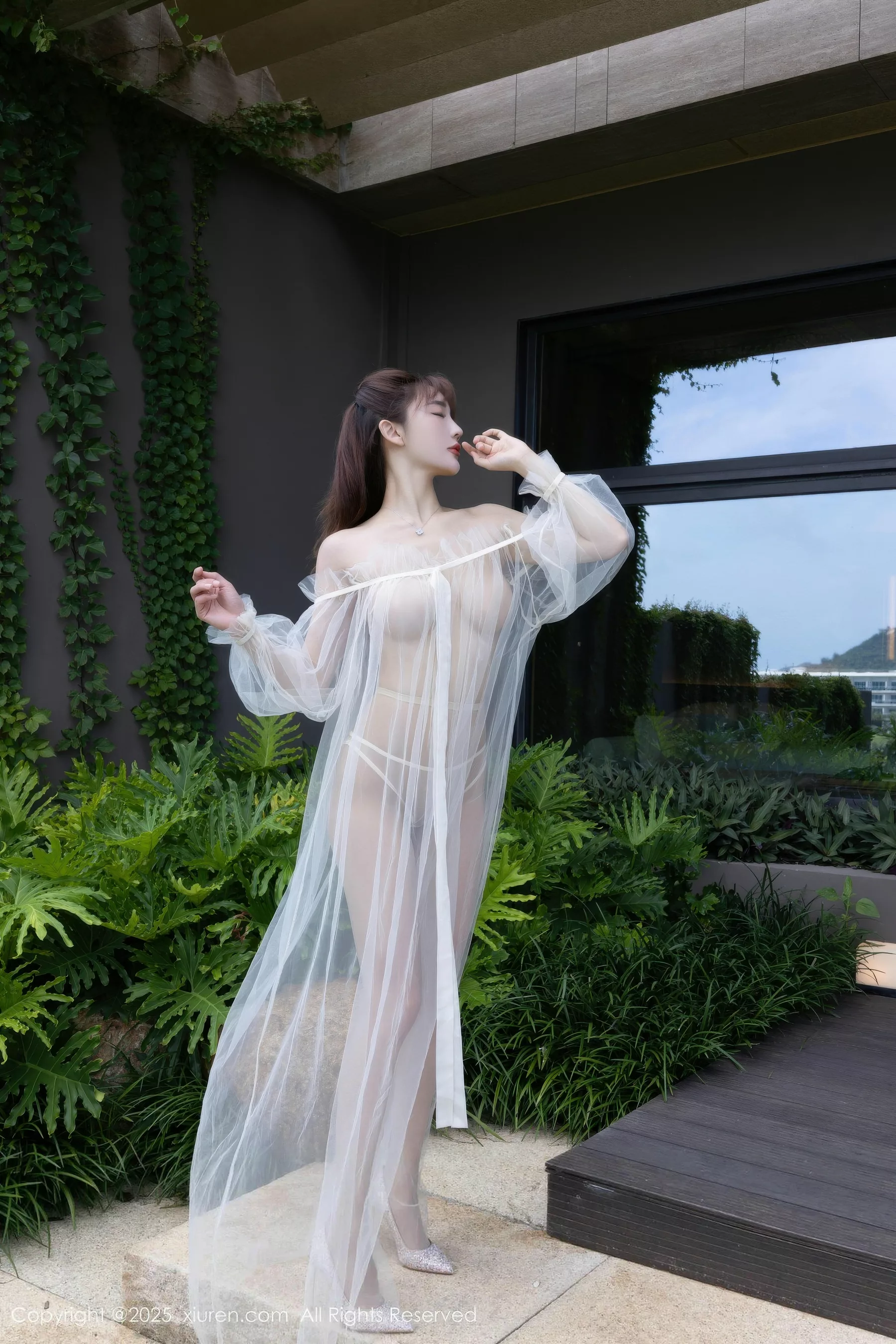 秀人集.com_[XiuRen秀人网]No.10903_模特陆萱萱性感轻透白色薄纱配超薄肉丝秀柔美身姿惹火诱惑写真70P