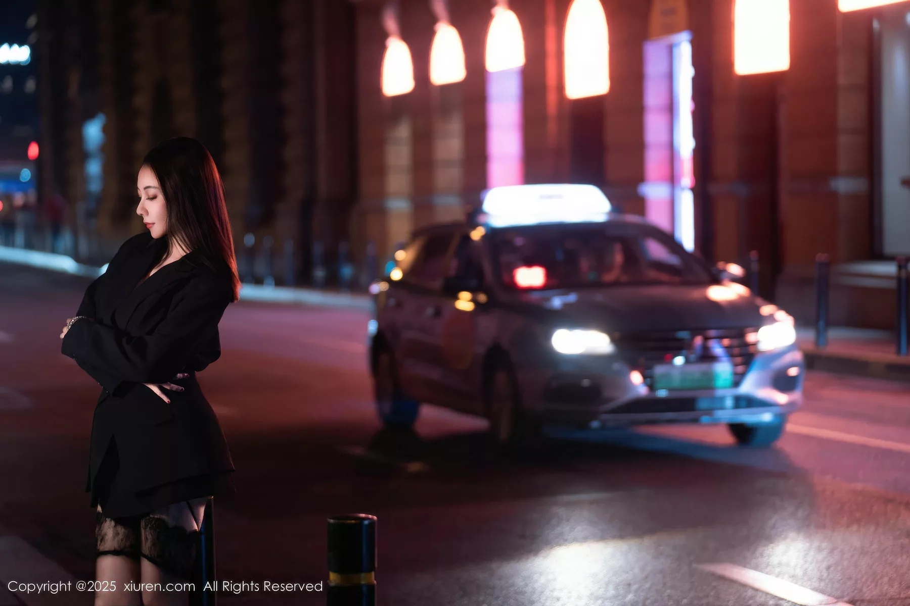 秀人集.com_[XiuRen秀人网]No.10899_御姐果儿Victoria性感黑色皮质情趣服饰配黑丝吊袜极致魅惑写真72P