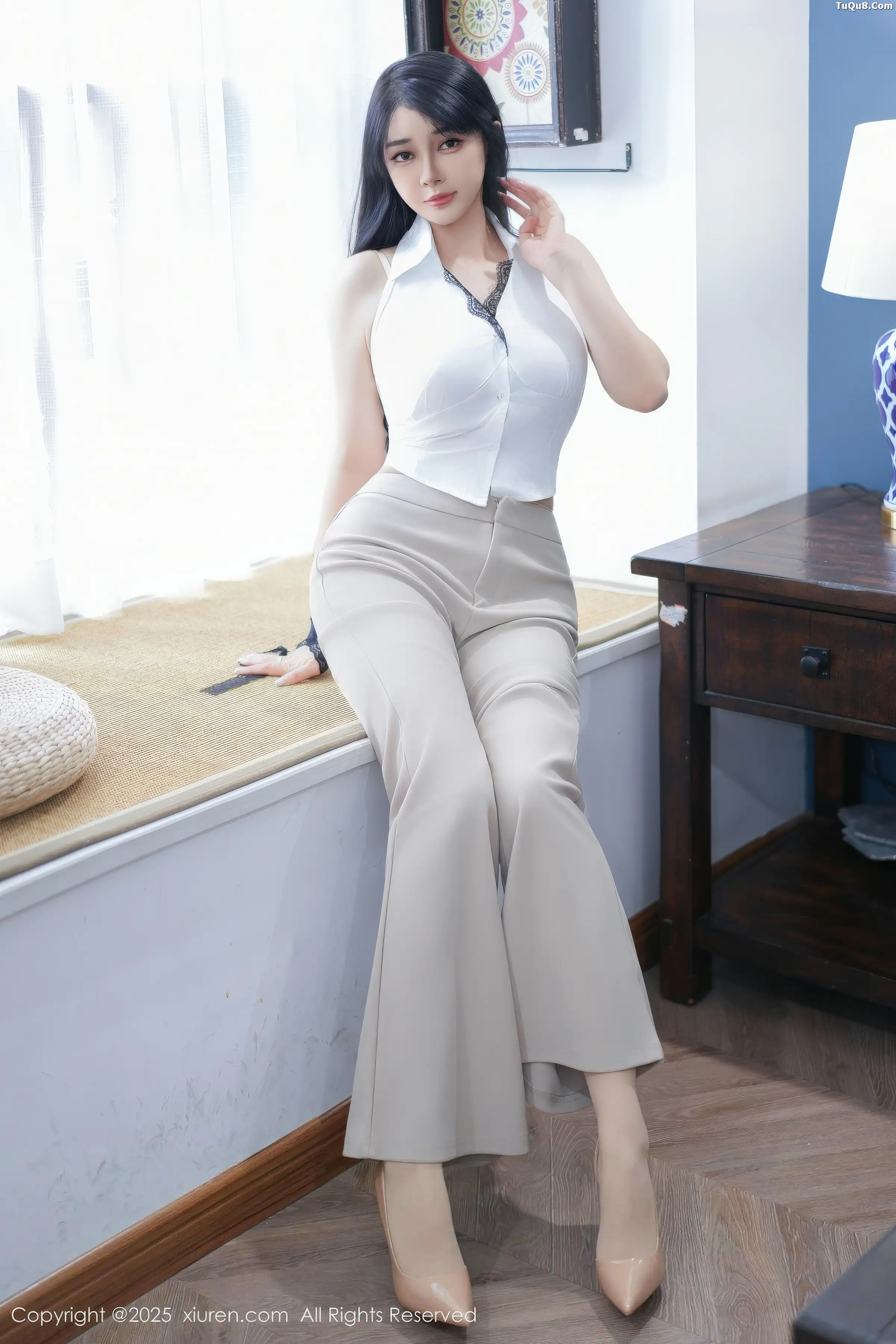 秀人集.com_[XiuRen秀人网]No.11038_模特凯竹法师性感浅色内衣配超薄肉丝秀丰腴多姿身材诱惑写真67P