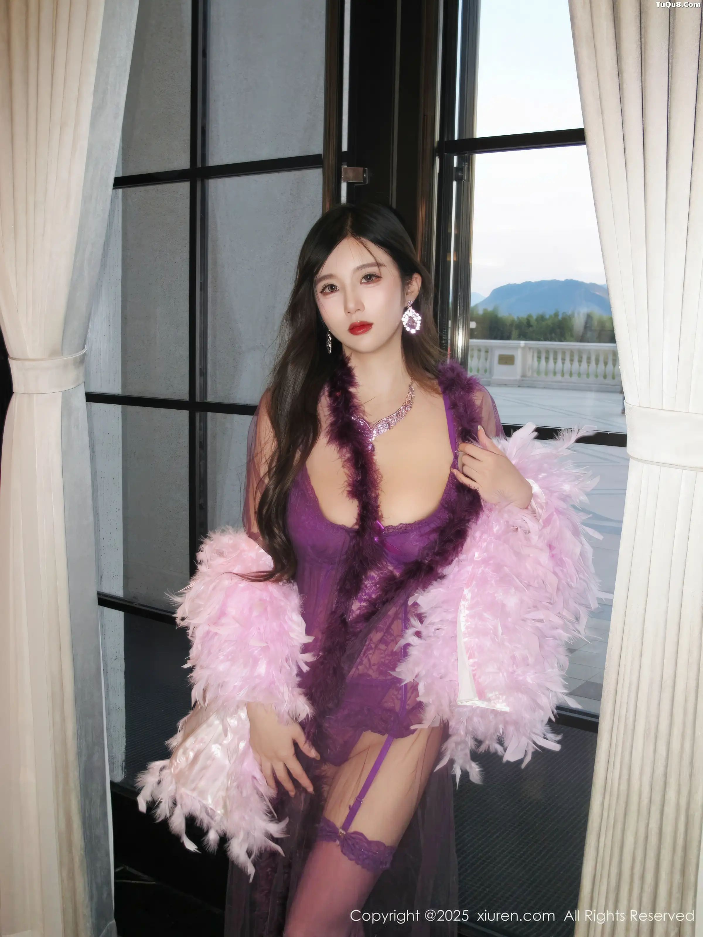 秀人集.com_[XiuRen秀人网]No.11047_模特小肉肉咪性感紫色情趣内衣配紫丝吊袜秀凹凸身材诱惑写真72P